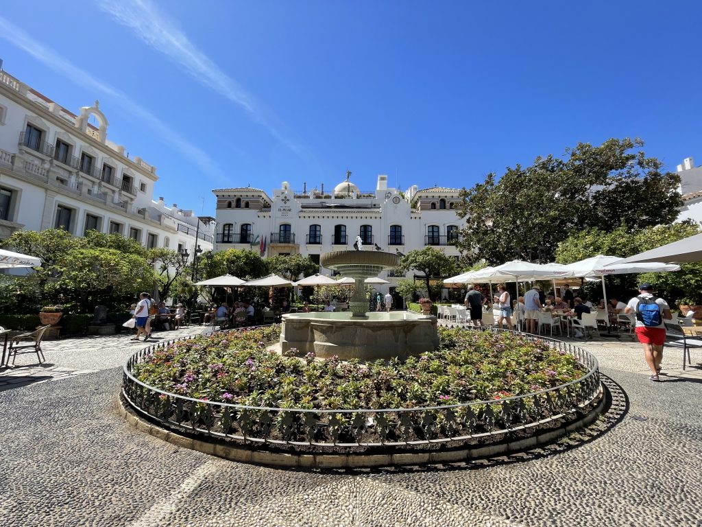 Estepona - Plaza de Flores